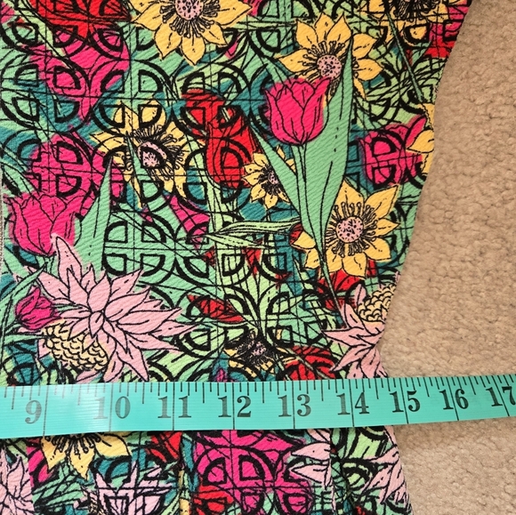 LULA ROE Floral Multicolor SHort Sleeve Midi Dress With Pockets. Size Small - Picture 12 of 13